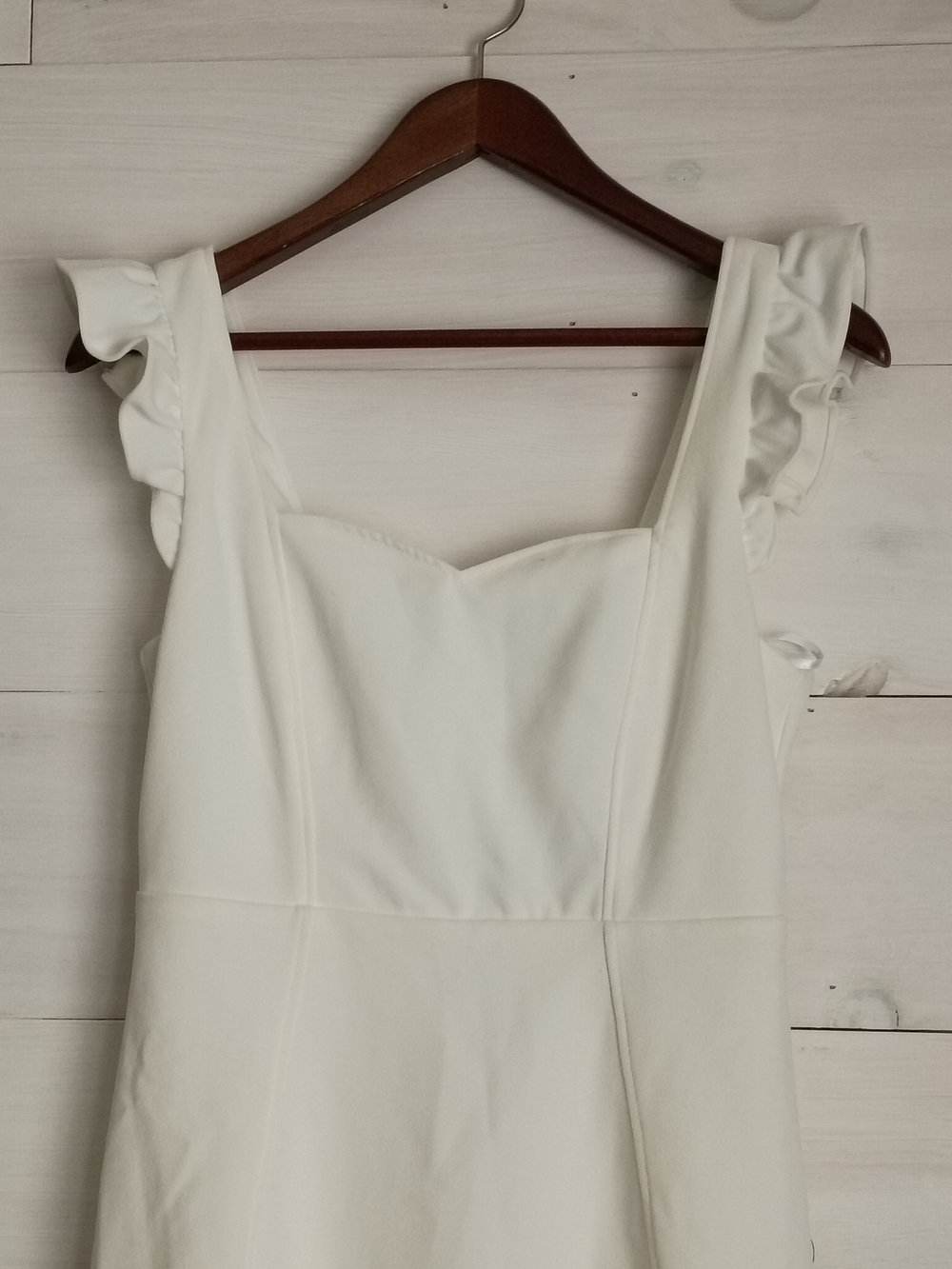 Lulus White Ruffle Sleeve Bodycon Mini Dress Size Medium - Flaw (Fixable) - Picture 2 of 9
